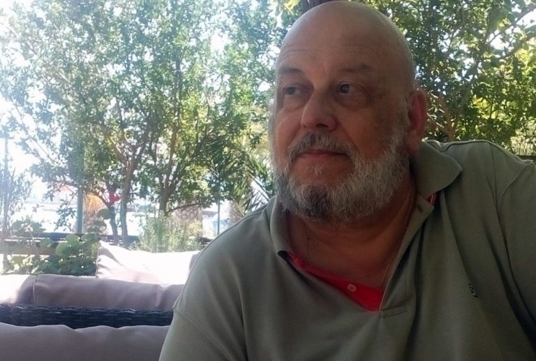 Τάκης Μανιάτης: «Εμείς δεν είμαστε είδωλα, ούτε συναλλασσόμαστε με αυτά…»