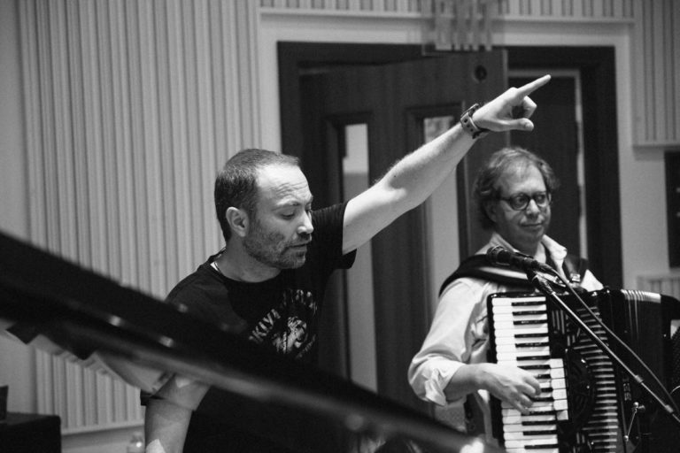 Περικλής Κανάρης: «Ο Μουσικοσυνθέτης που «πυρπόλησε» την Νέα Υόρκη α λά Ελληνικά…»