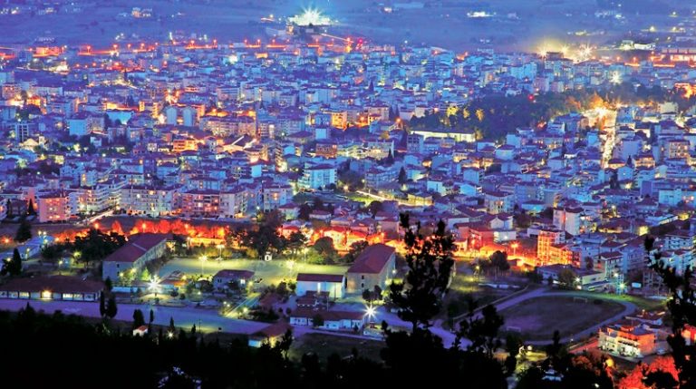 ΤΡΙΠΟΛΗ: 5 επαγγελματίες μιλάνε για την κρίση