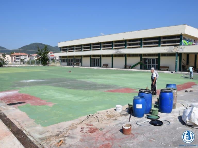 Ανακατασκευή του προαυλίου χώρου στο δεύτερο γυμνάσιο – λύκειο Τρίπολης