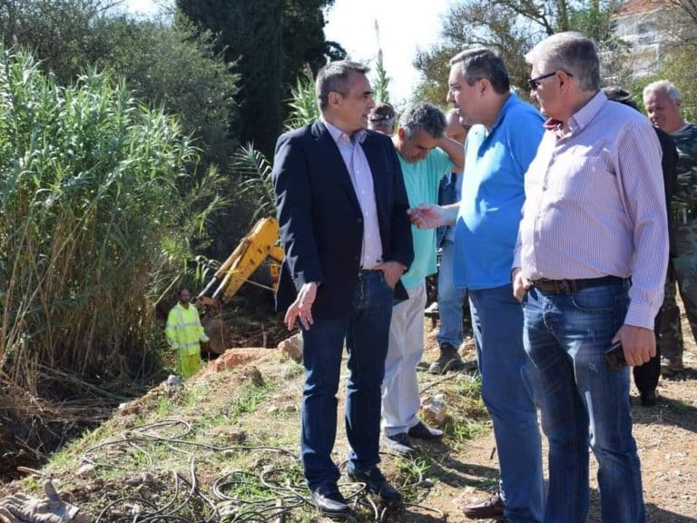 Ο Τζιούμης επισκέφθηκε το ρέμα του Αγίου Νικολάου όπου γίνονται εργασίες καθαρισμού