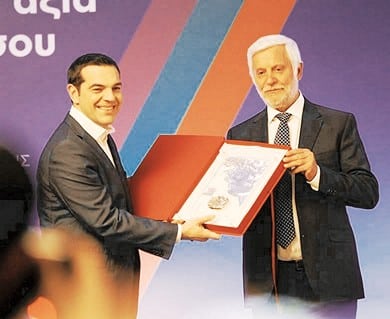 Π. Τατούλης: Να συγκροτηθεί ένα ισχυρό Πολιτικό Κέντρο