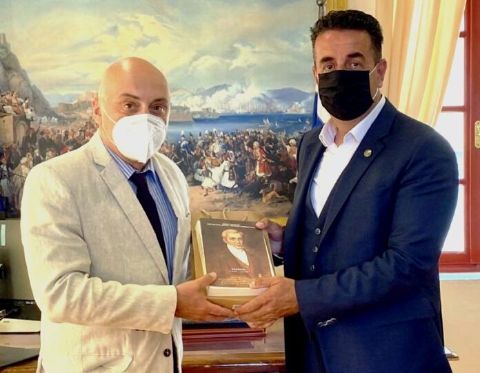 Κωστούρου με τον Πρέσβη