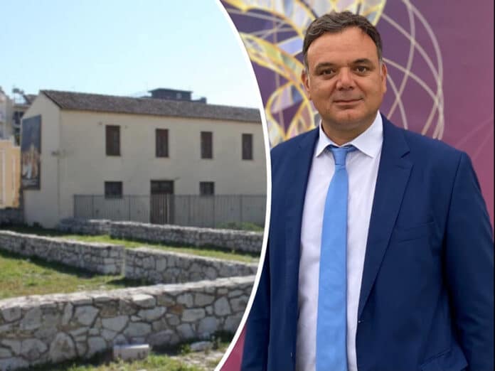 ΚΑΠΟΔΙΣΤΡΙΑΣ ΔΙΔΑΣΚΑΛΟΥ