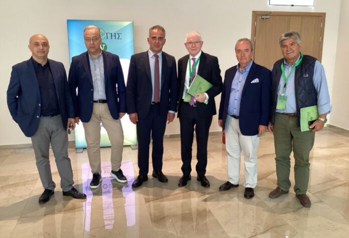 ΤΡΟΥΠΗΣ ΓΙΑΝΝΗΣ ΛΥΚΟΥΡΕΝΤΖΟΣ