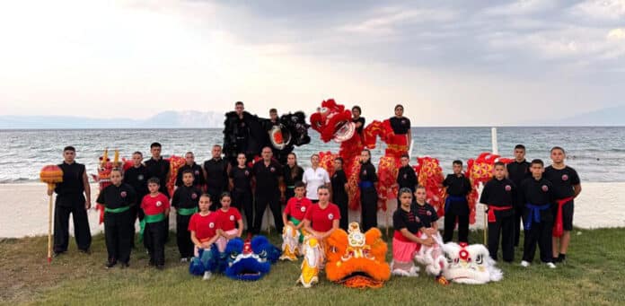 18ου προπονητικού Καμπ Wushu Kung Fu