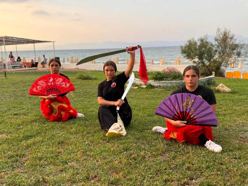 18ου προπονητικού Καμπ Wushu Kung Fu