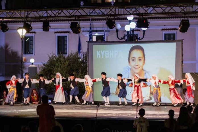 Τα 10 χρόνια του Πολιτιστικού Λαογραφικού Σωματείου