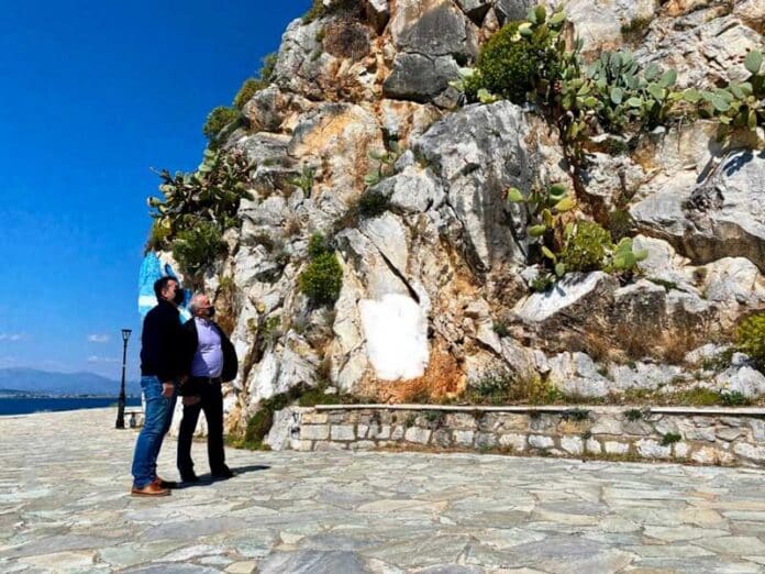 ΑΡΒΑΝΙΤΙΑ ΚΩΣΤΟΥΡΟΣ ΛΕΚΚΑΣ