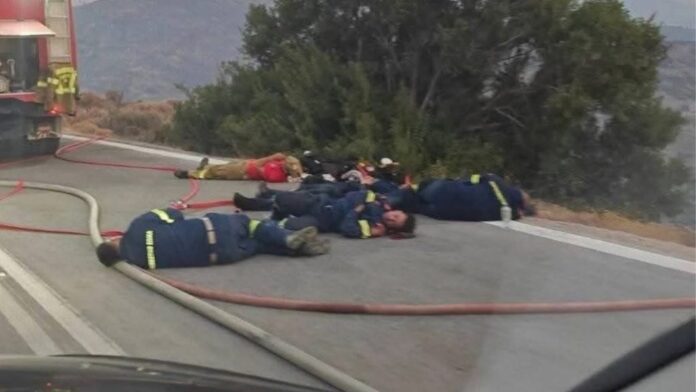 Πυροσβέστες