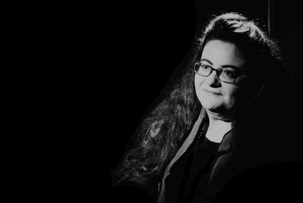 Η Νένα Βενετσάνου στο ΦΟΥΓΑΡΟ