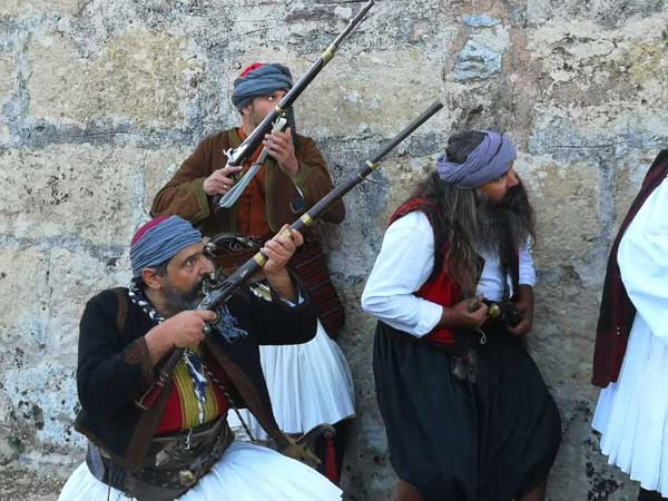 ΑΡΜΑΤΟΜΕΝΟΙ ΜΩΡΑΙΤΕΣ ΣΤΑΙΚΟΣ ΣΤΑΙΚΟΠΟΥΛΟΣ