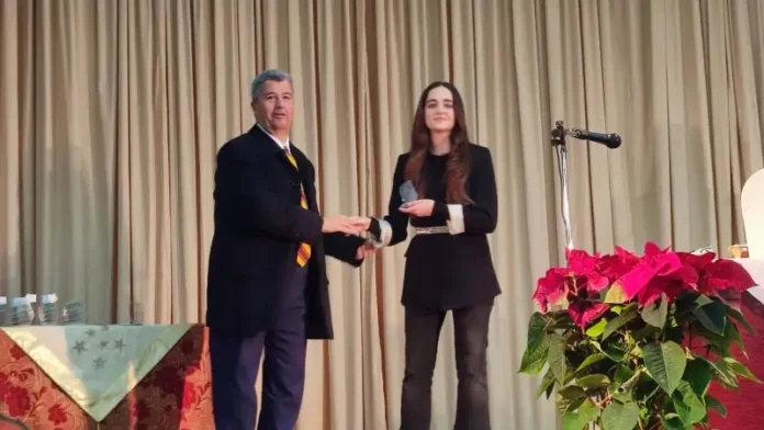 ΛΑΜΠΡΟΥ ΜΑΘΗΤΡΙΑ