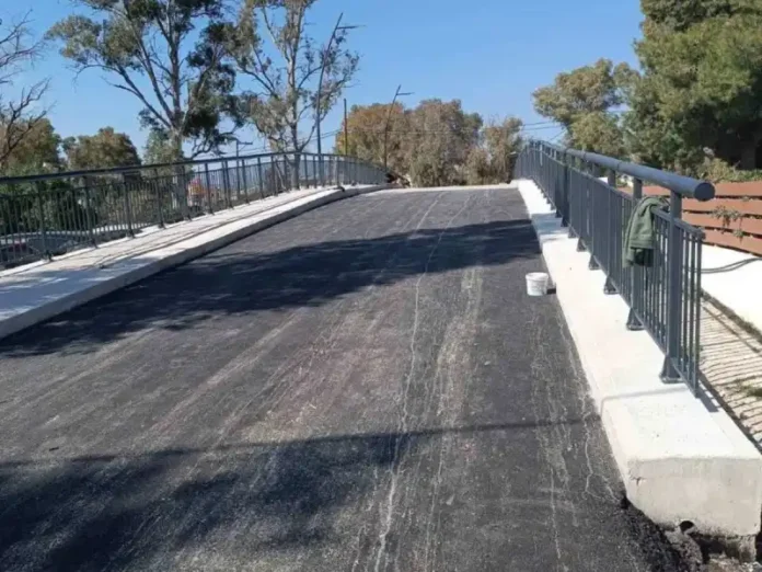 γέφυρα στον Ερασίνο ποταμό στη Νέα Κίο