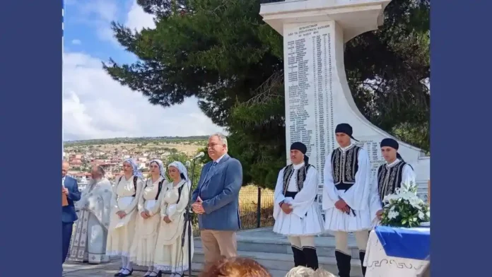 limnes-poulas-1 Ο Βουλευτής Αργολίδας Ανδρέας Πουλάς στο μνημείο εκτελεσθέντων στις Λίμνες Αργολίδας.