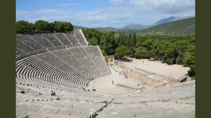 Epidaurus-Theater Ο αρχαιολογικός χώρος του Ασκληπιείου Επιδαύρου.
