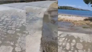 Θαλάσσια ρύπανση στο λιμάνι στο Πόρτο Χέλι