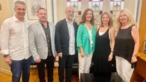 Η Μαρία Καρυστιανού σε συνάντηση με στελέχη της παράταξης Νέα Πελοπόννησος στην Καλαμάτα